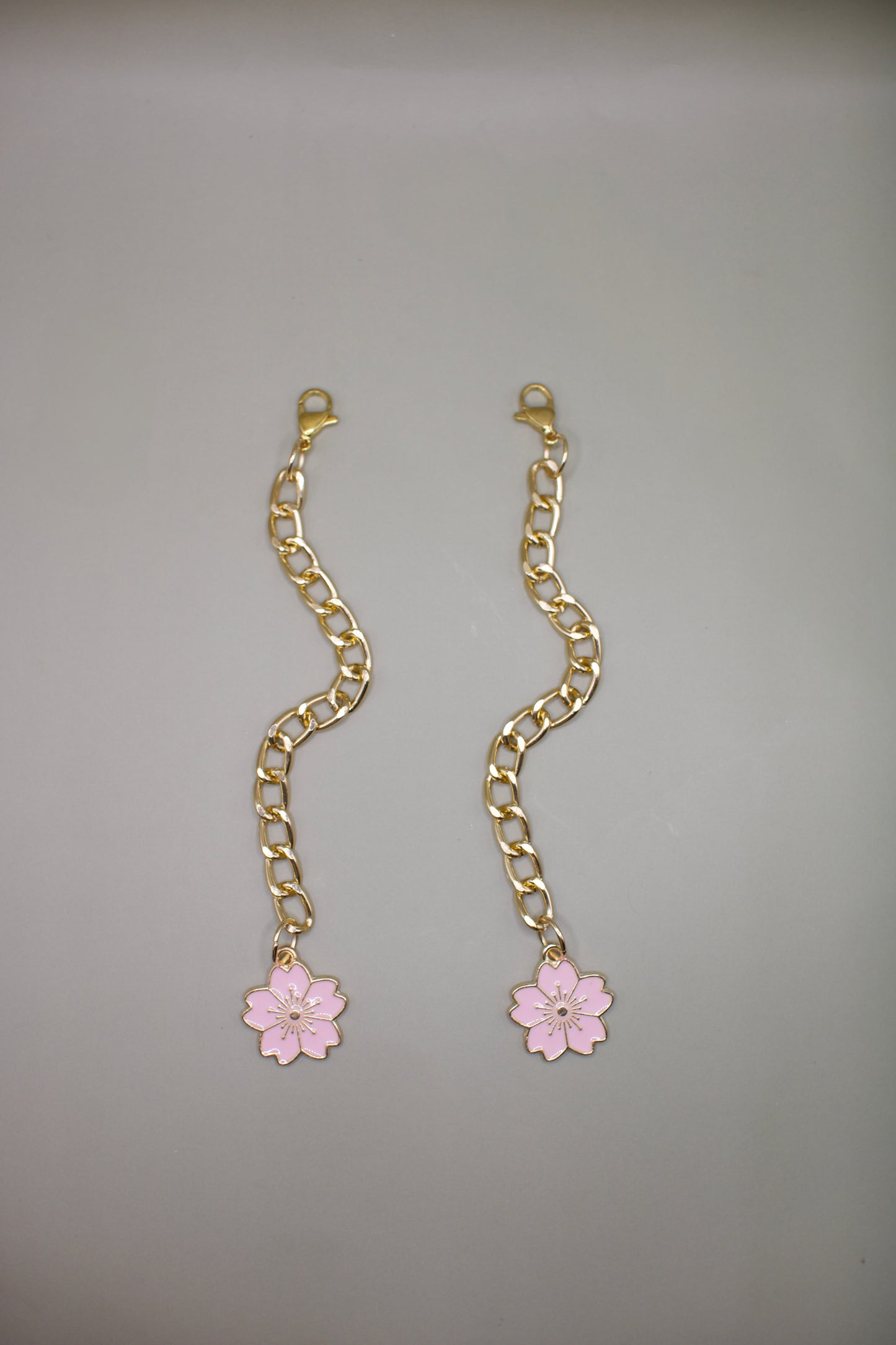Hanging Chain with Pendants